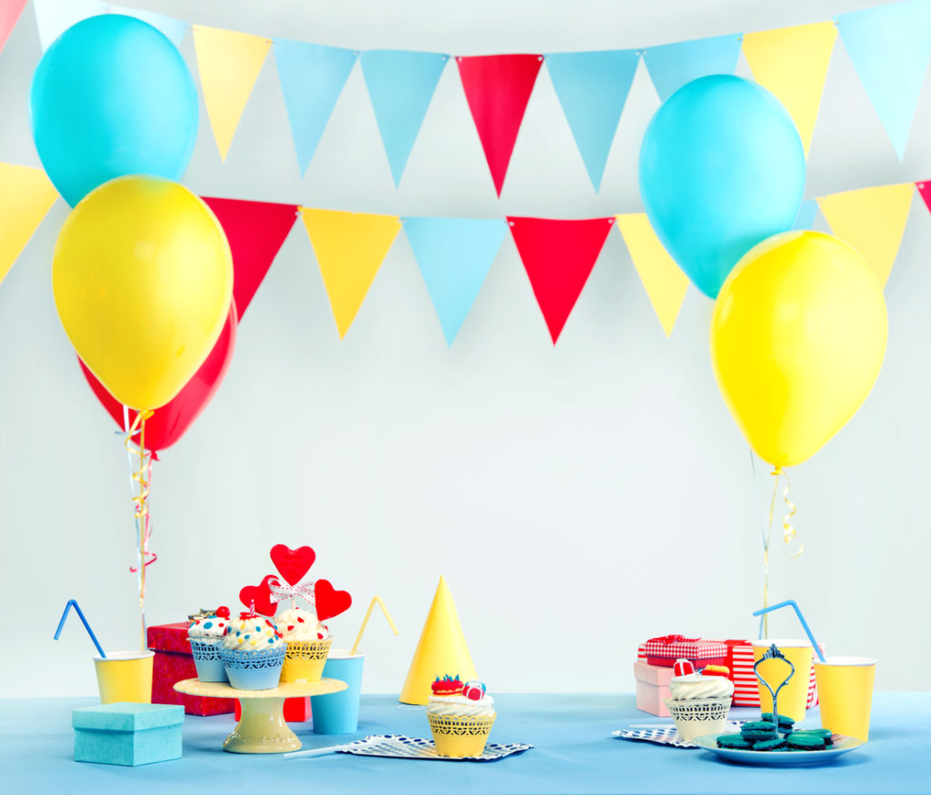 Afstoting komedie Plasticiteit 4 Areas to Decorate With Balloons During a House Party - Fill n Away UK
